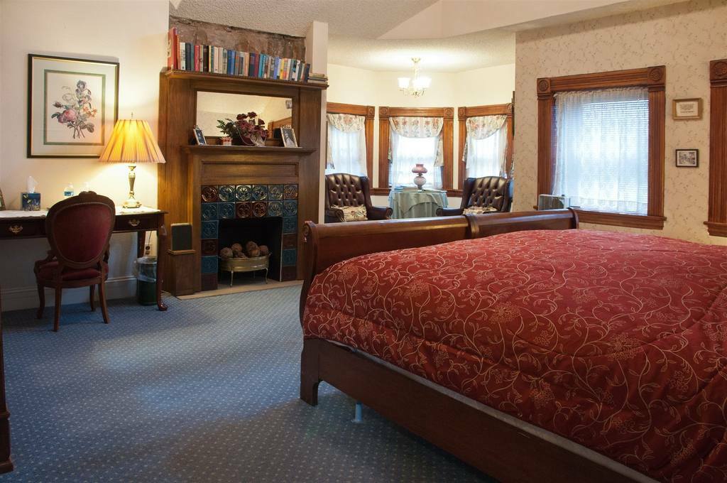 Castle Marne Bed & Breakfast Денвер Экстерьер фото